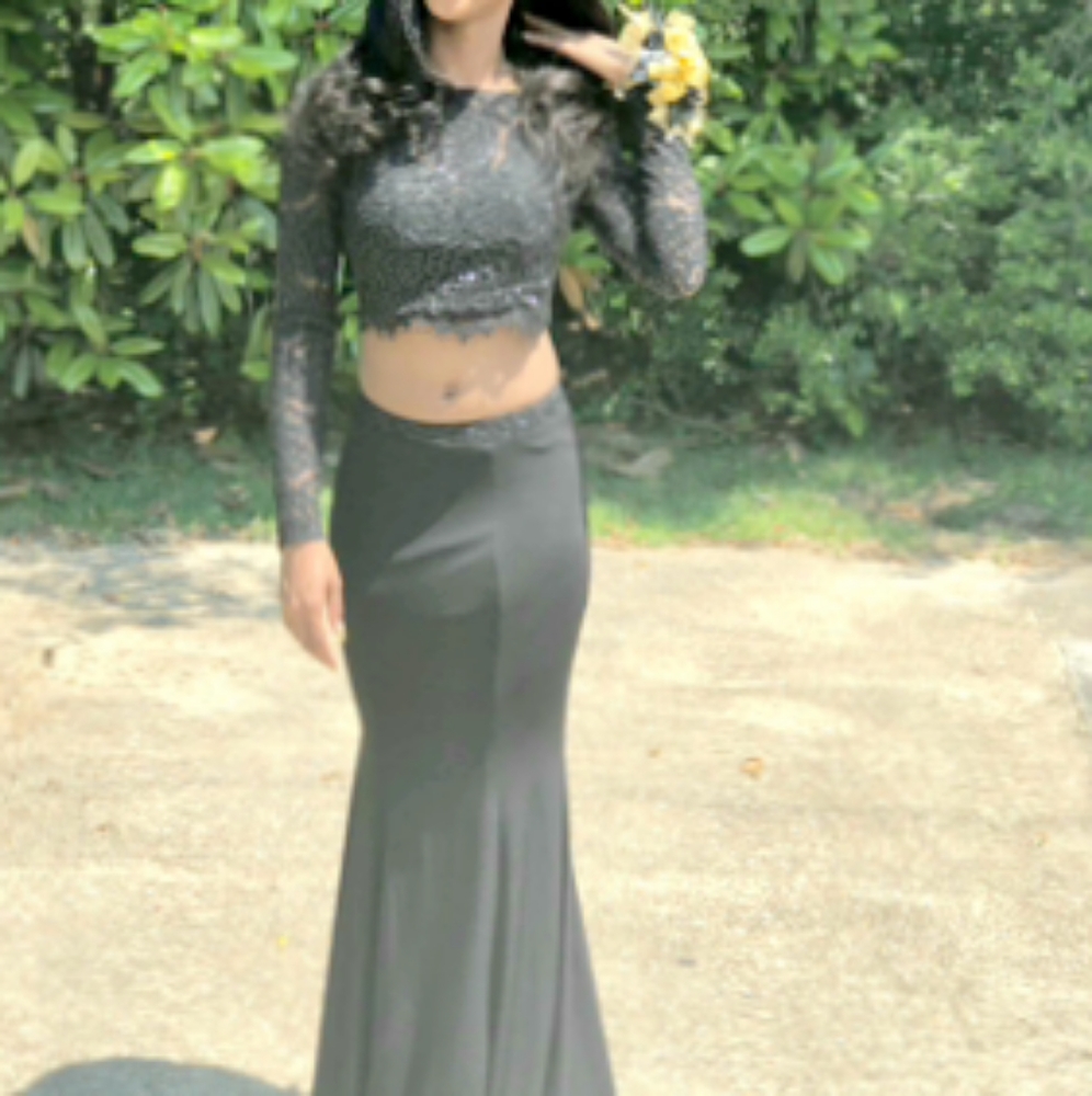 Womens black 2pc prom/pageant/evening gown size 2